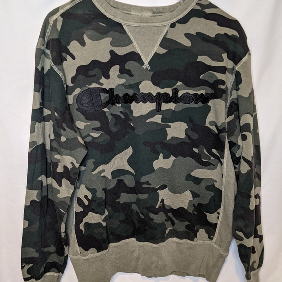 champion sweatshirt camo